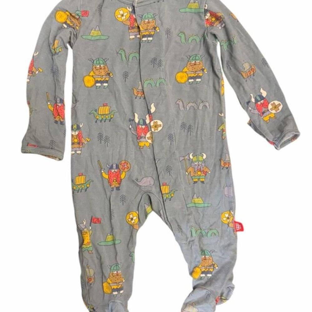 Magnetic Me baby sleeper
